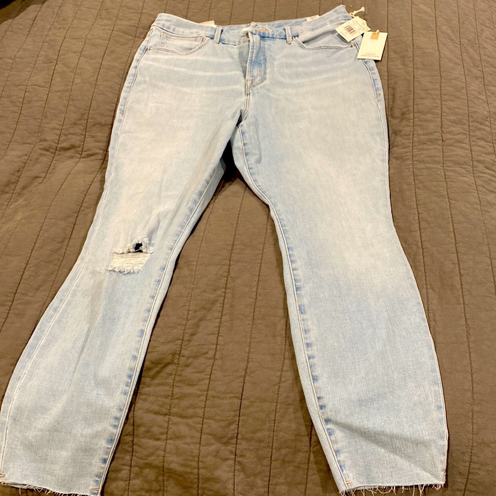 NWT Good American light wash good waist jeans size